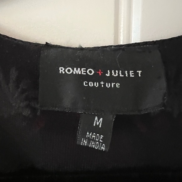 ROMEO + JULIET COUTURE 3/4-SLEEVE FLORAL EMBROIDERED TUNIC GAUZE MINI DRESS - Picture 7 of 11